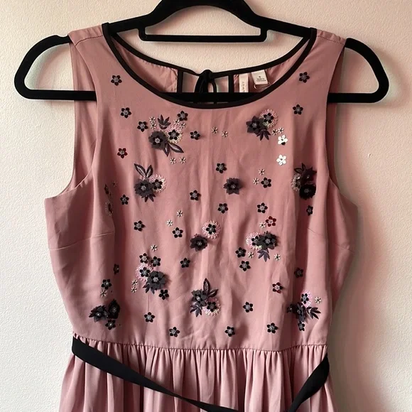 LC Lauren Conrad Runway Pink Black floral embellished Gown Womens size 6 - Picture 2 of 7